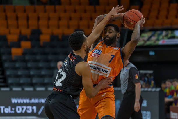 在现代足球 在现代足球