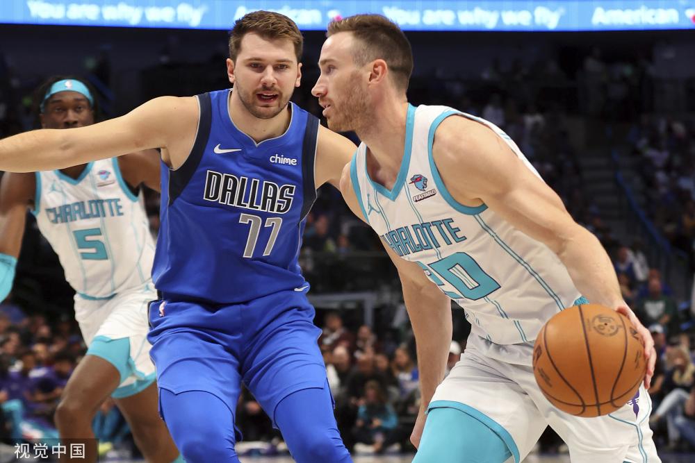 中表现抢眼 中表现抢眼